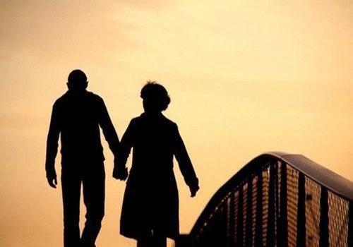 女人离婚了正常买东西给孩子怎么办